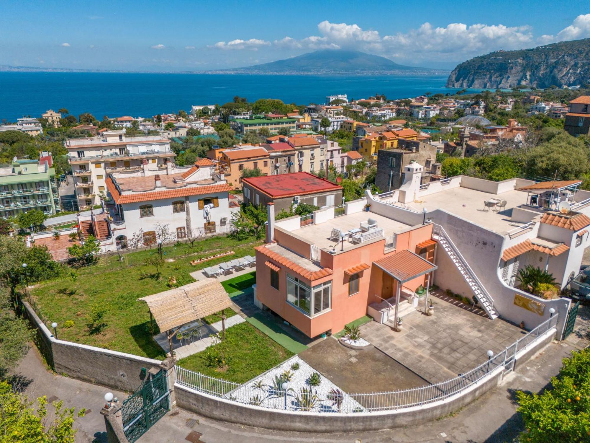 Juliette'S Home Sorrento Esterno foto