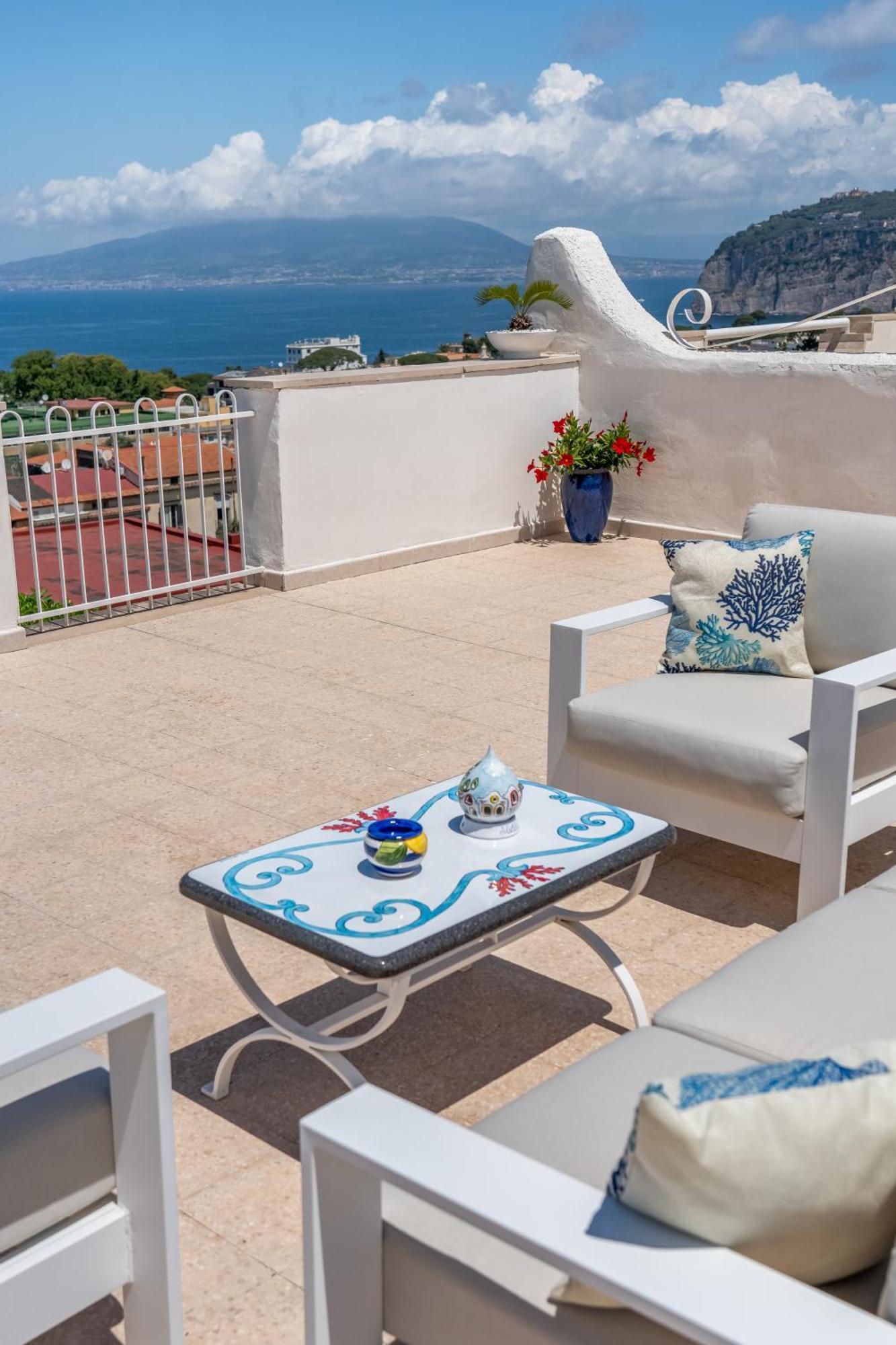 Juliette'S Home Sorrento Esterno foto
